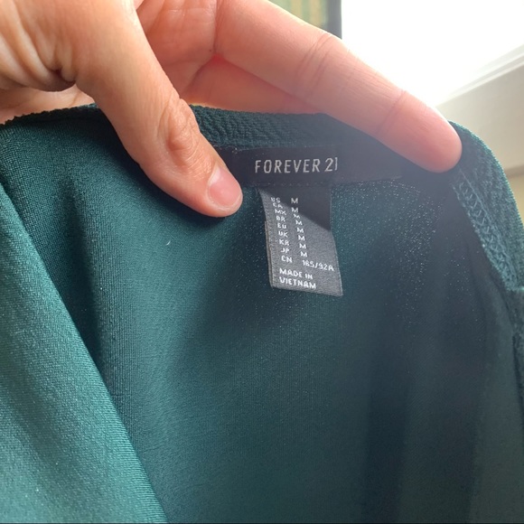 ✨4/30$ Forever21 women’s emerald mini party dress - Picture 3 of 6